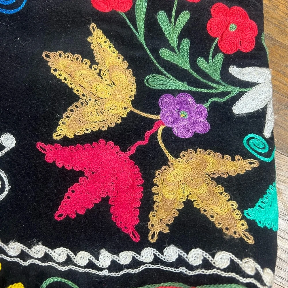 70’s VINTAGE Chenille Metallic Floral Embroidered Black Velvet Hobo Shoulder Bag